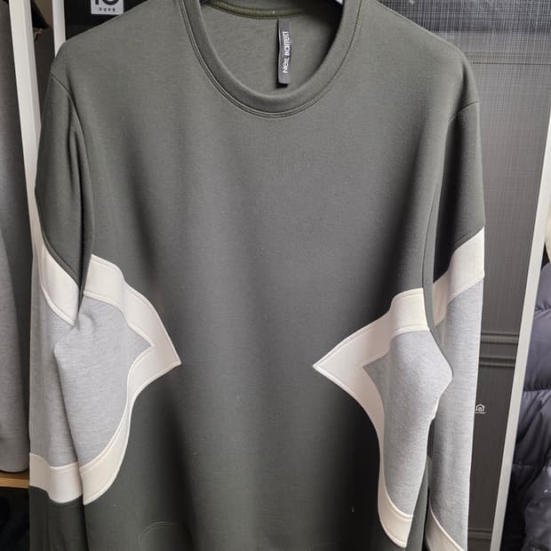 닐바렛 맨투맨 L 봄버핏