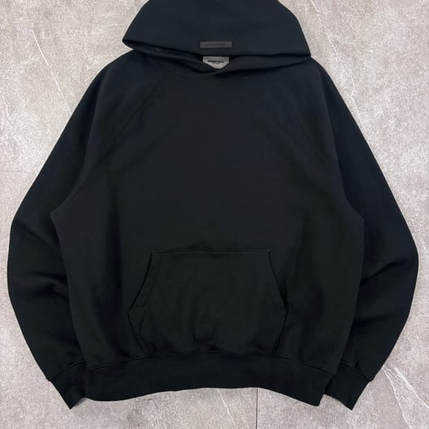 - Fear of God Essentials Hoodie   표기 𝑆