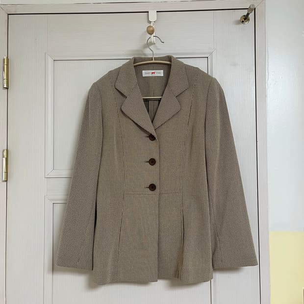 새제품 Quatre Chats 브라운 체크 자켓&스커트 셋업