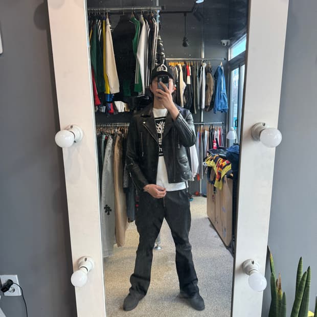 비바 스튜디오 레더자켓