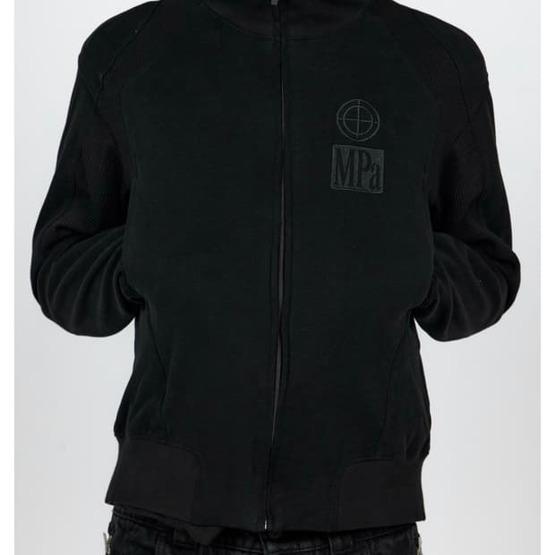 플라스틱 프로덕트 MPa CONTRAST ZIPPED JACKET 삽니다