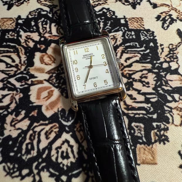 Seiko 빈티지 쿼츠 시계
