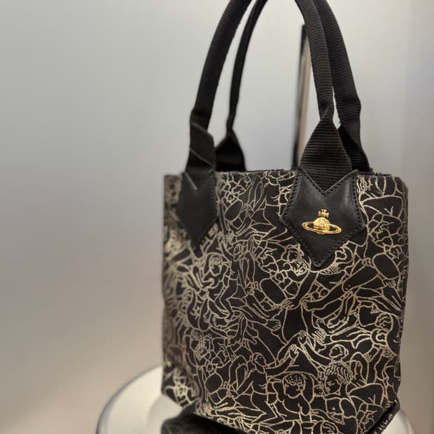 Vivienne Westwood 비비안 웨스트 우드 토트백