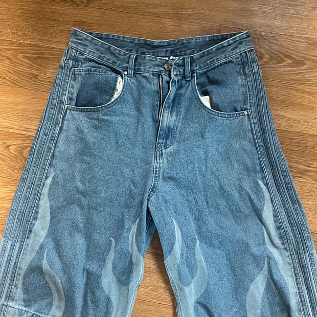 아디다스 플레임 데님 반바지