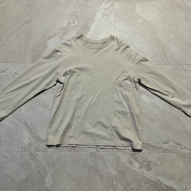 유스 절개 롱슬리브 베이지 그레이 L