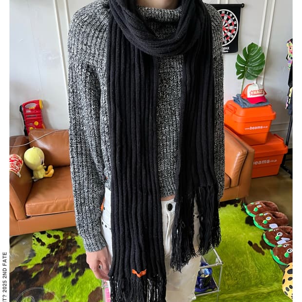 LIGHT HEARTED Golgi Knit Long Muffler