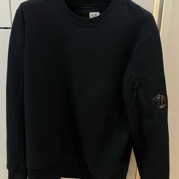 cp컴퍼니 fw 맨투맨 L