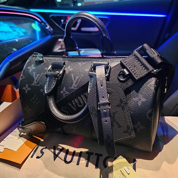 루이비통 이클립스 키폴25 반둘리에 신형 26년