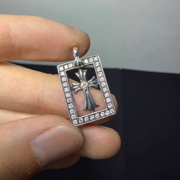 크롬하츠 프레임드 오픈 베이비팻 참 파베다이아(한스룸 에프터)