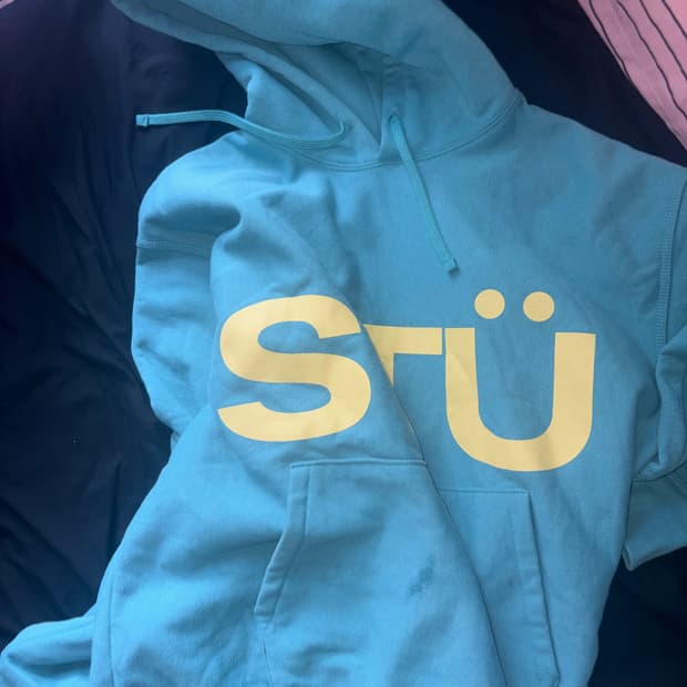 스투시 후드티 L 팔아요