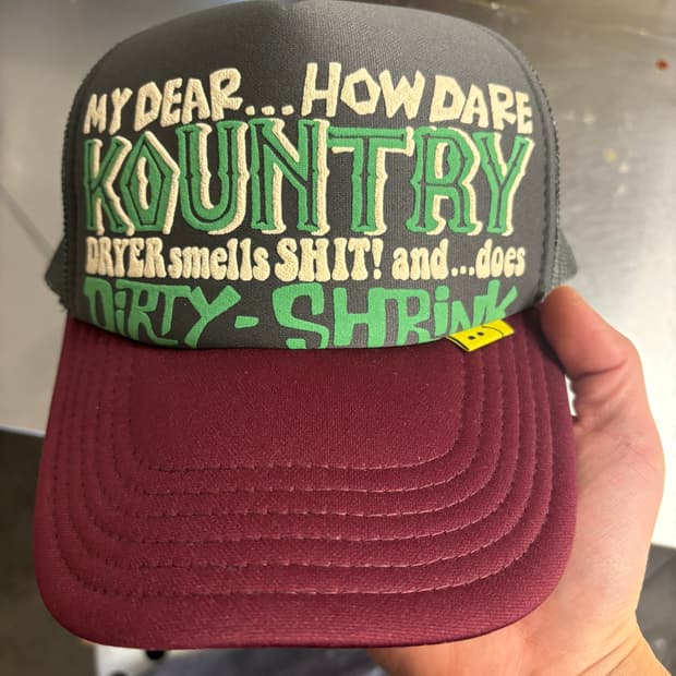 캐피탈 트러커캡