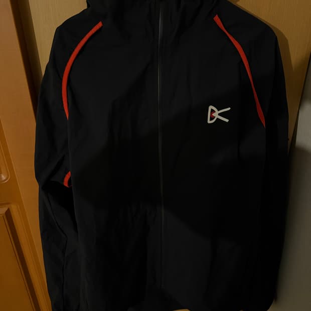 디스트릭트비전 윈드브레이커 s