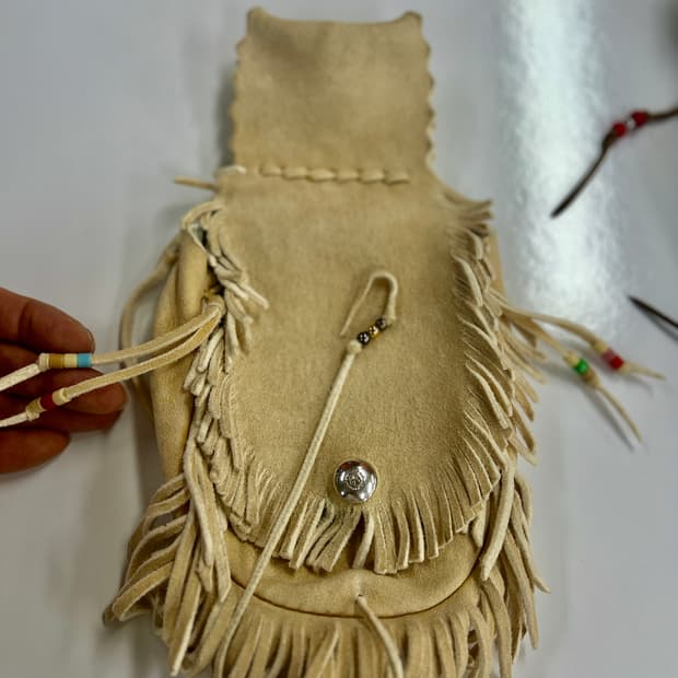 goros 고로스 디어스킨 콘초 웨이스트 메디슨백