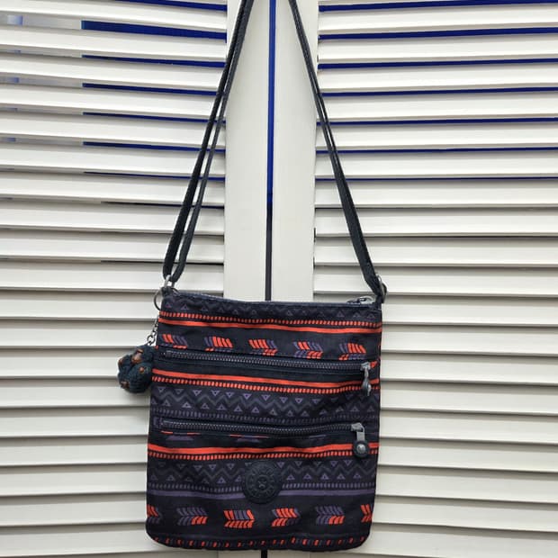 키플링 미니 크로스백