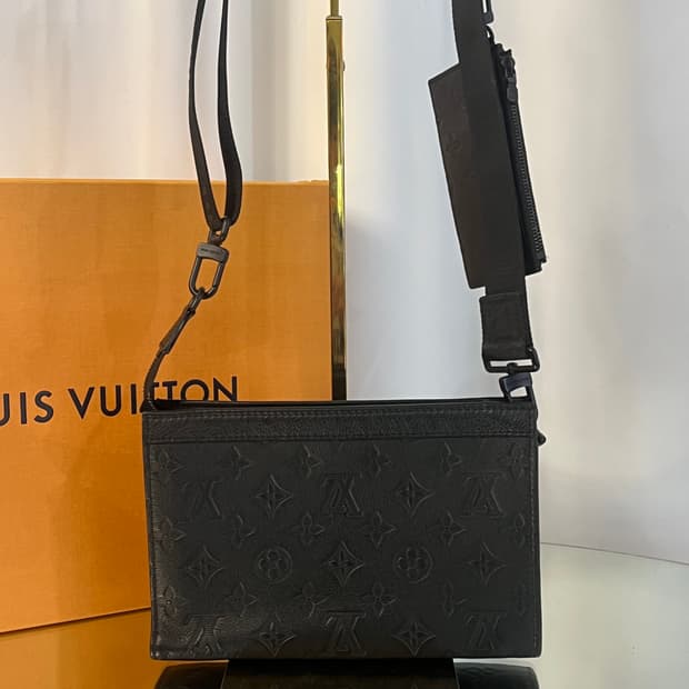 루이비통 쉐도우 가스통 크로스백
