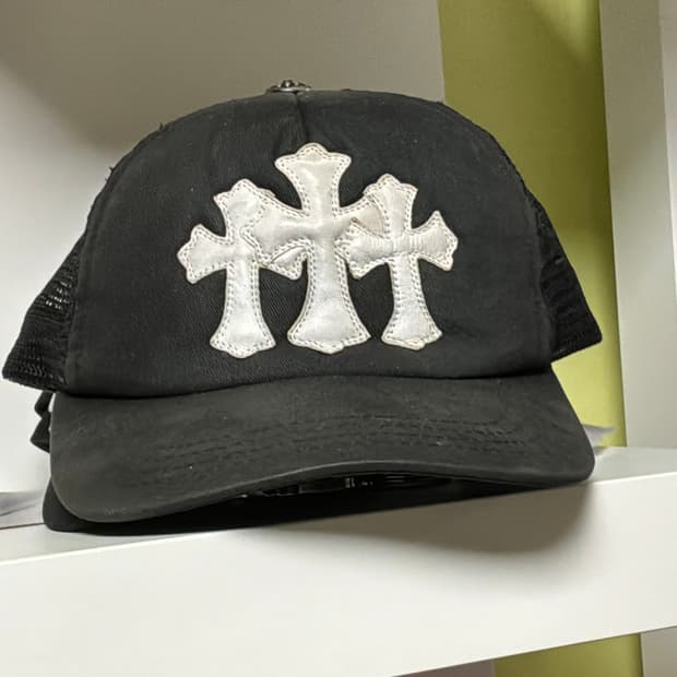 크롬하츠 세메터리 캡 팝니다