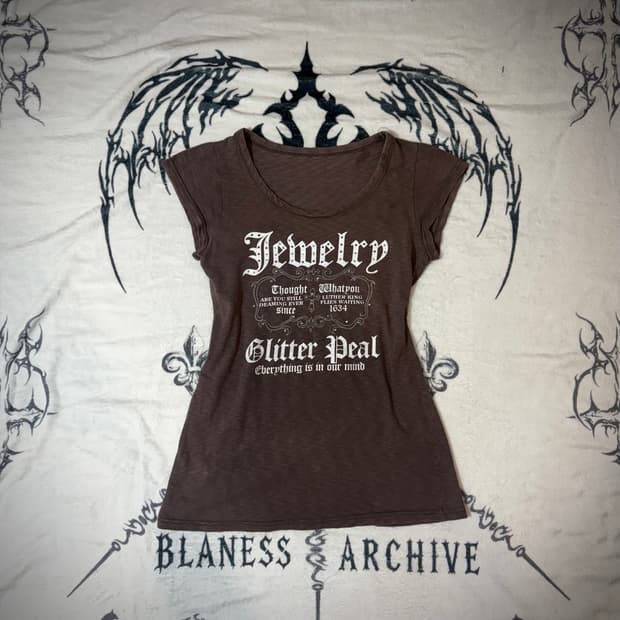 Y2K cubic lettering short sleeve