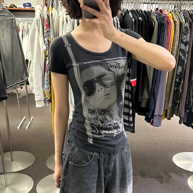M)Japanese vintage y2k 스터드 그래픽 반팔