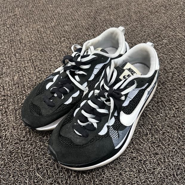 NIKE 나이키 사카이 베이퍼와플 블랙 운동화 265