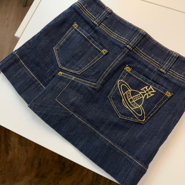 비비안 웨스트우드 오브 로고 데님 스커트 