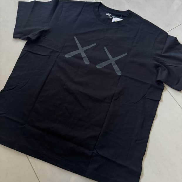 KAWS ANDY WARHOL TEE 카우스 앤디 워홀 티셔츠