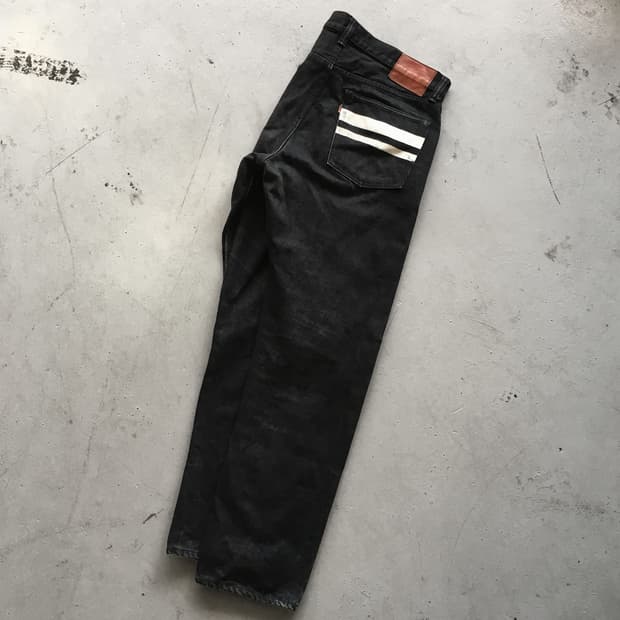 Made In JAPAN  Momotaro 15.7oz Taperde 