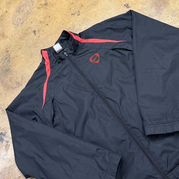 [정품/M,95] 나이키 스톰핏 티엠포 바람막이 b14