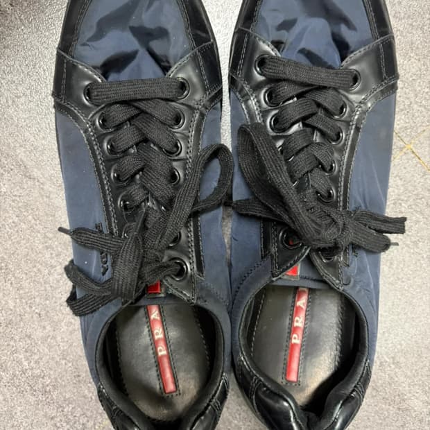 프라다스포츠 레더 나일론 스니커즈