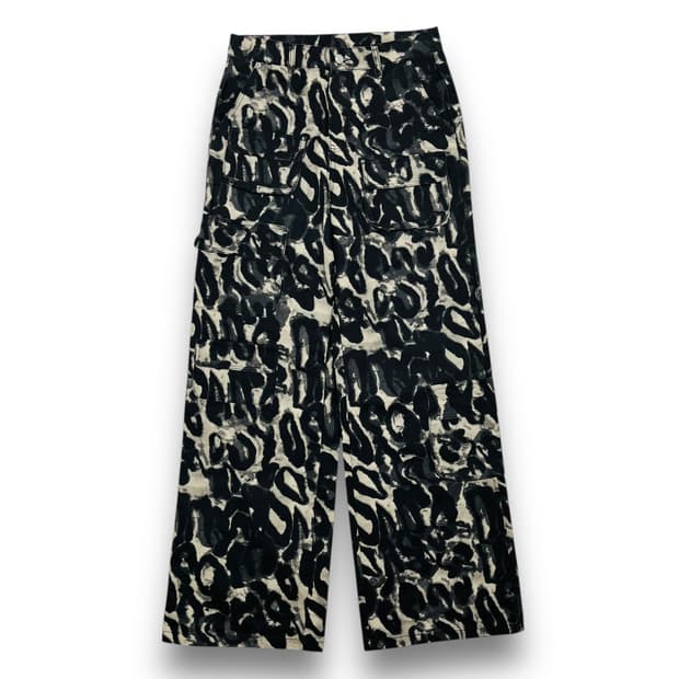 NO ONE ELSE Animal Wide Cargo Pants