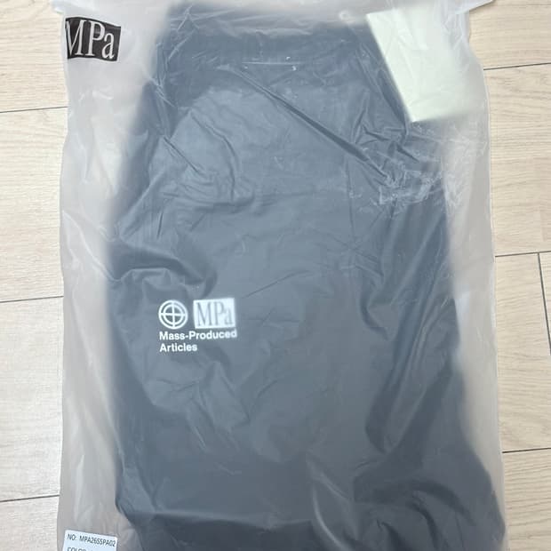 플라스틱프로덕트 mpa sweatpants L사이즈 새상품 판매 네고환영