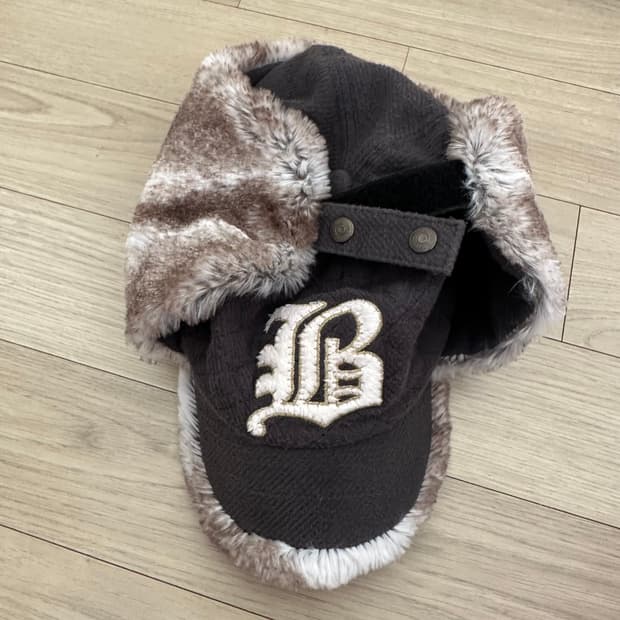 빈티지 퍼 모자 캡 귀도리 이어플랩 큐빈티지 shop502 와이즈걸