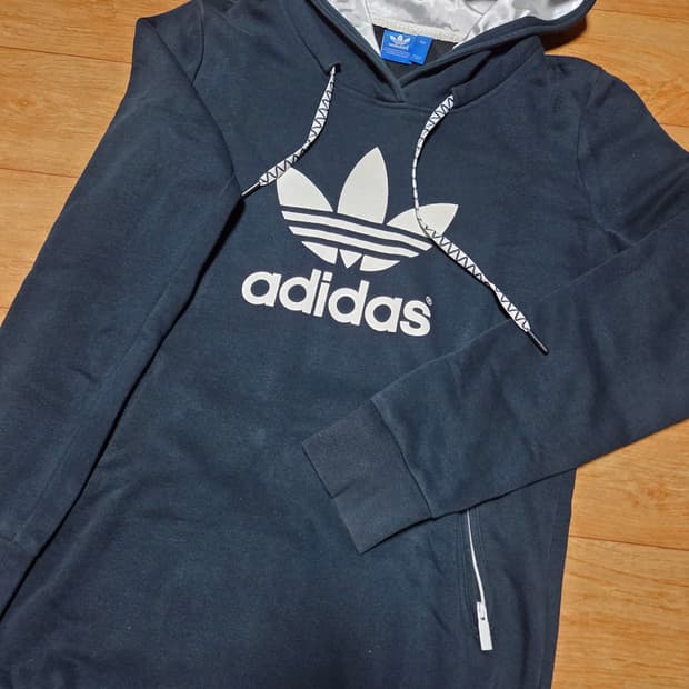 아디다스 롱후드티
