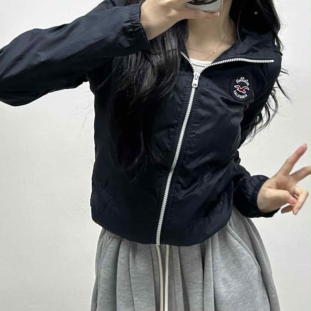 홀리스터 y2k 여리핏 걸즈 윈드브레이커 자켓 후드집업 바람막이(M)