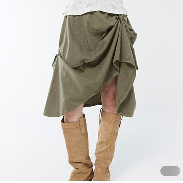 콜로신스 kite skirt 구매합니다