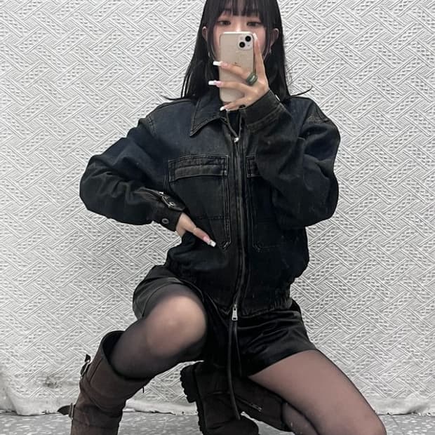 쿠어 빈티지 모던 캐주얼 시크 틴트 워싱 흑청 데님자켓 M C13700