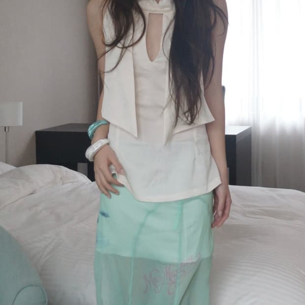 뮤즈뮤지엄) Halter Oriental Blouse F