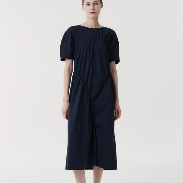 EAAH 블랙 셔링 원피스 