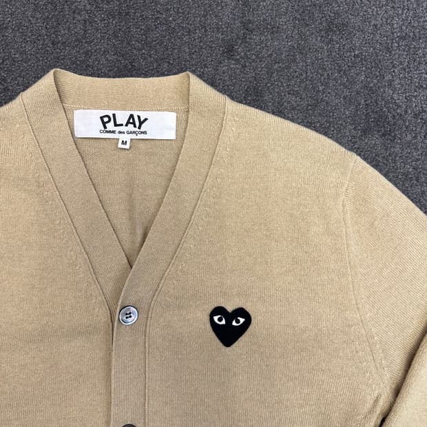 꼼데가르송 Play 블랙와펜 가디건 M