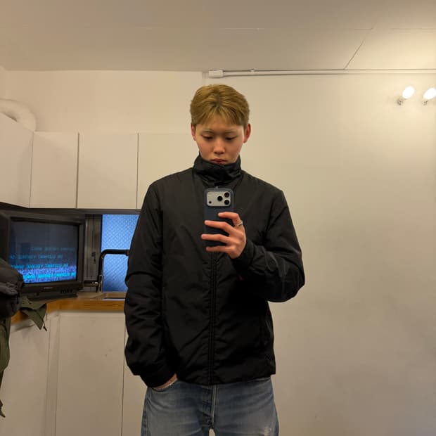 00s 프라다 스포츠 나일론 패딩 자켓 / 2009 / 레드 암 탭