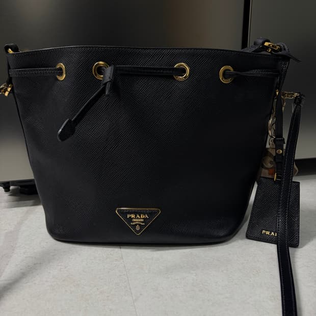 프라다 정품 크로스백
