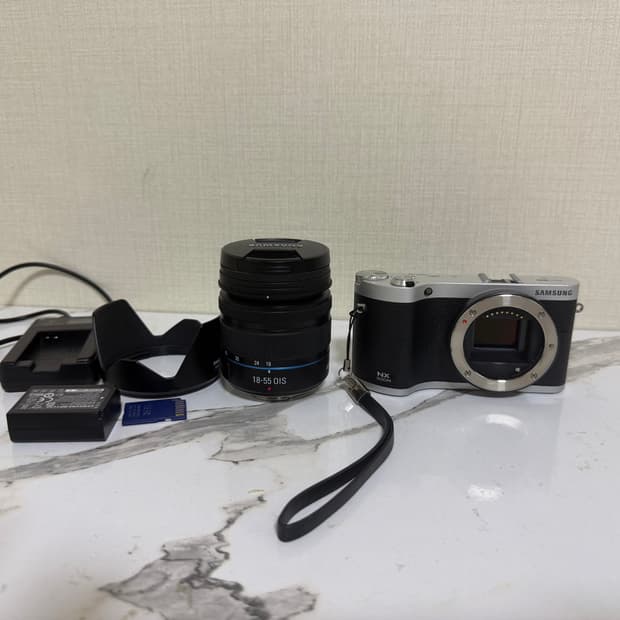 삼성 NX300M 카메라 18-55mm 렌즈 풀세트