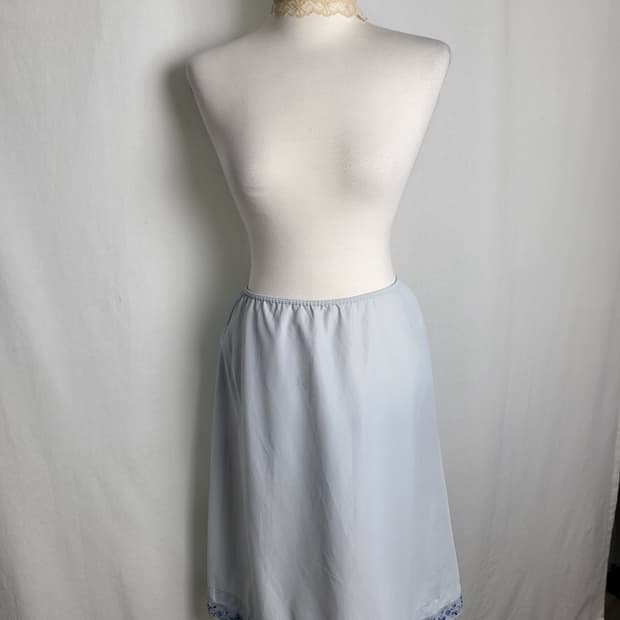 빈티지 스카이 슬립 스커트