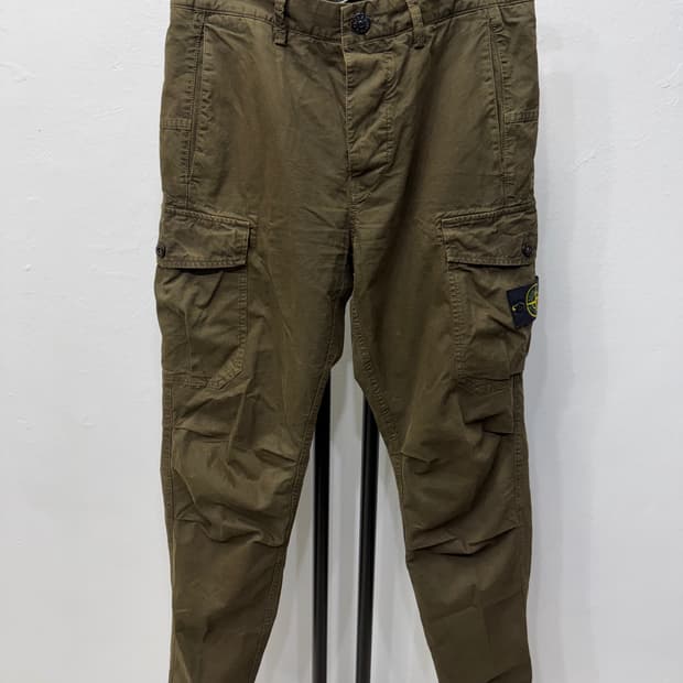 정품) 스톤아일랜드 FW 카고 바지 올리브 32