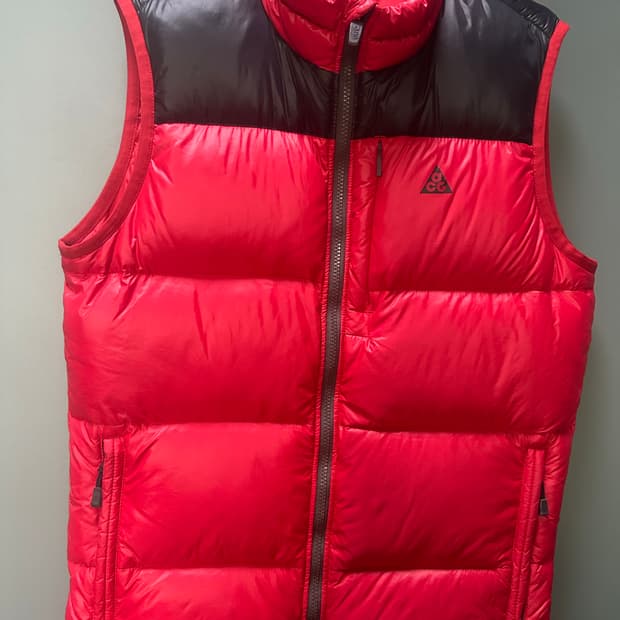 나이키 ACG 조끼