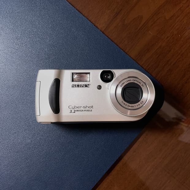 소니 사이버샷 dsc-p71 디지털카메라