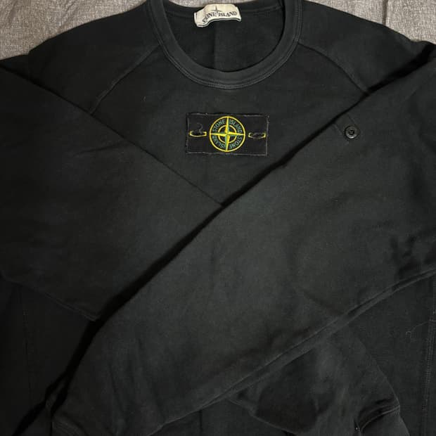 스톤아일랜드 맨투맨 [L]