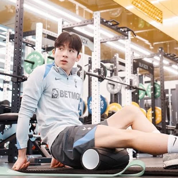 토트넘 24/25 드릴탑 dri-fit adv 구합니다