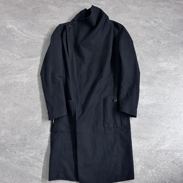 다미르도마 09fw 비대칭 하이넥 코트