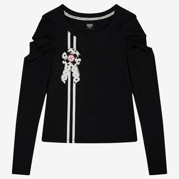 러브이즈트루 로제트 셔링 티셔츠 OS 블랙