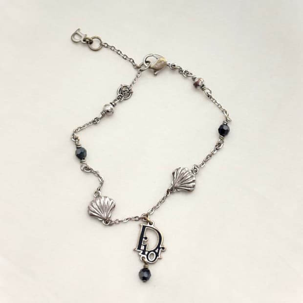 디올 seashell bracelet